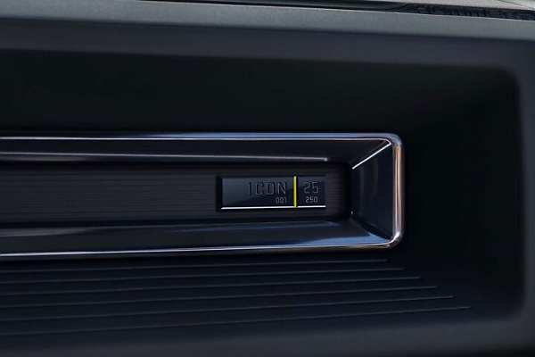 GMC Celebrates 25 Years Of HUMMER Nameplate With Limited-run HUMMER EV ICON | 25 - autojosh 
