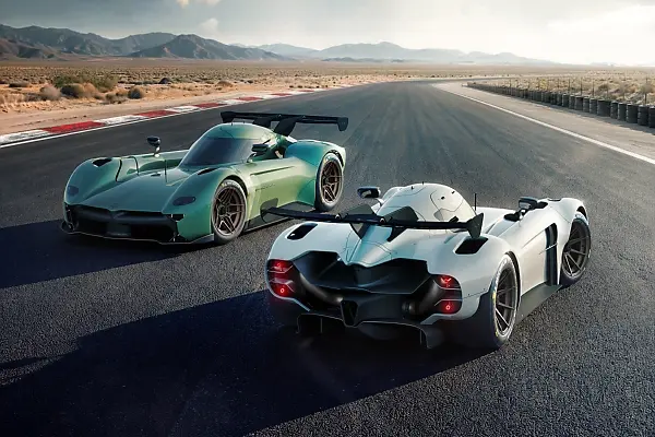 McMurtry Spéirling PURE : Only 100 People Can Buy This $1.3M 1-seater That Drives Upside Down - autojosh