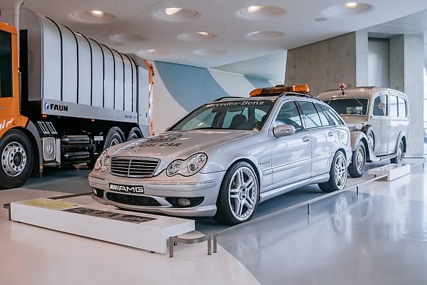 Mercedes-AMG Marks 30 Years Of Providing Official Safety And Medical Cars At Formula 1 Races - autojosh