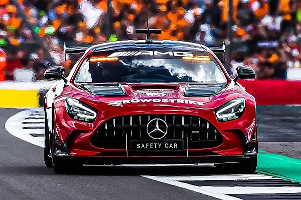 30 Years Leading the Pack: Every Mercedes-AMG F1 Safety Car Since 1996 (Photos) - autojosh 