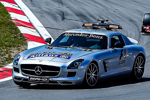 30 Years Leading the Pack: Every Mercedes-AMG F1 Safety Car Since 1996 (Photos) - autojosh 
