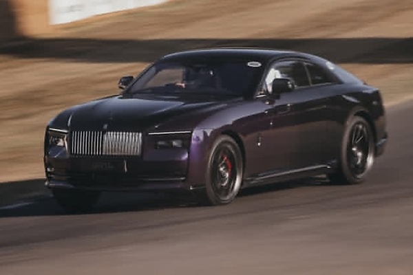 Speed & Smoke: The Best Photos From The 2026 Goodwood Hill Climb - autojosh 