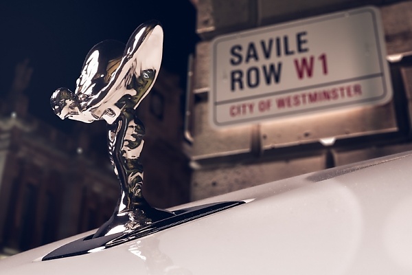 Photos : Bespoke One-of-one Rolls-Royce Ghost Savile Row - autojosh 