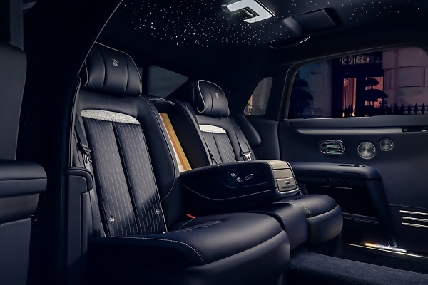 Photos : Bespoke One-of-one Rolls-Royce Ghost Savile Row - autojosh 