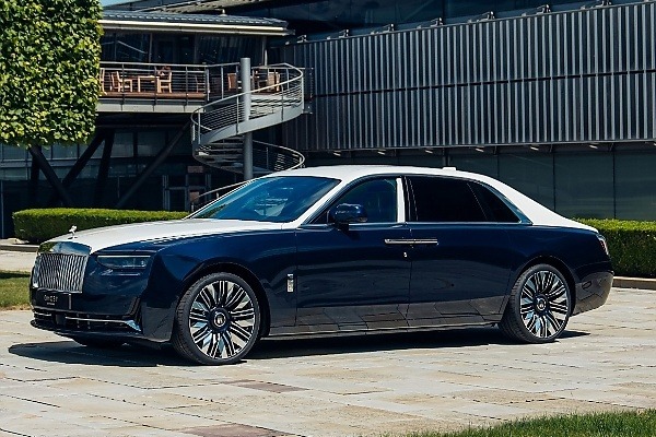 Rolls-Royce Showcases Phantom Regatta, Ghost Savile Row, And Spectre Series II At Goodwood 2026 - autojosh