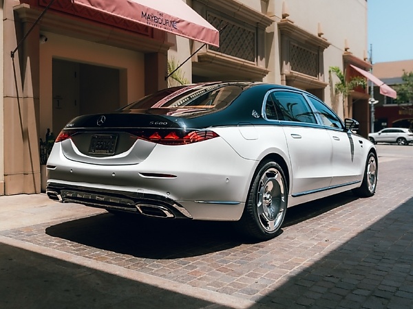Mercedes-Maybach Likes Fan’s First Drive Photos Of The New V12 Mercedes-Maybach S-Class - autojosh 