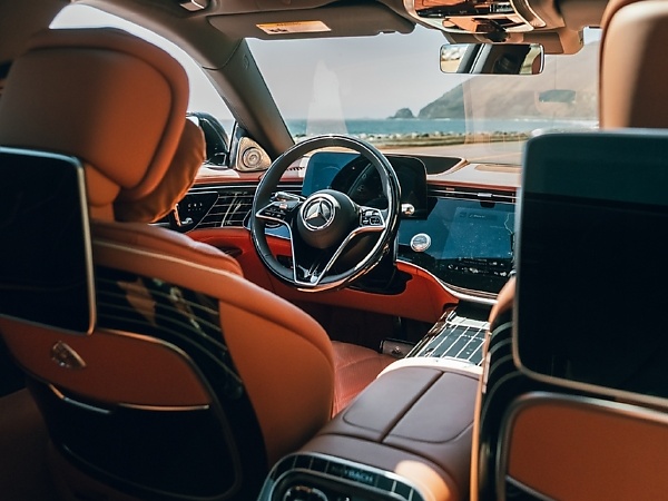Mercedes-Maybach Likes Fan’s First Drive Photos Of The New V12 Mercedes-Maybach S-Class - autojosh 