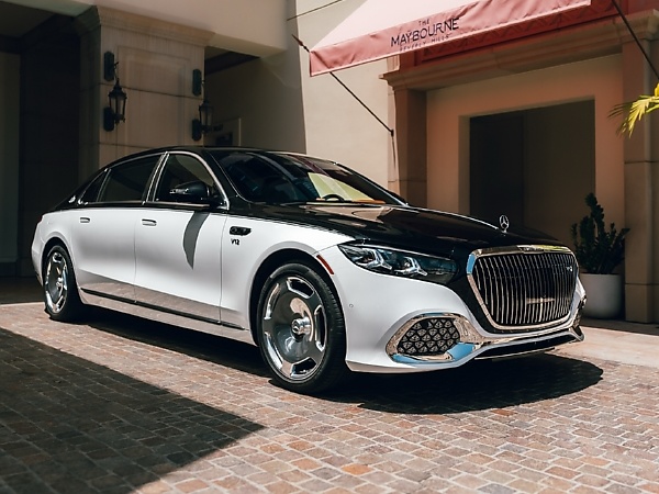 Mercedes-Maybach Likes Fan’s First Drive Photos Of The New V12 Mercedes-Maybach S-Class - autojosh 