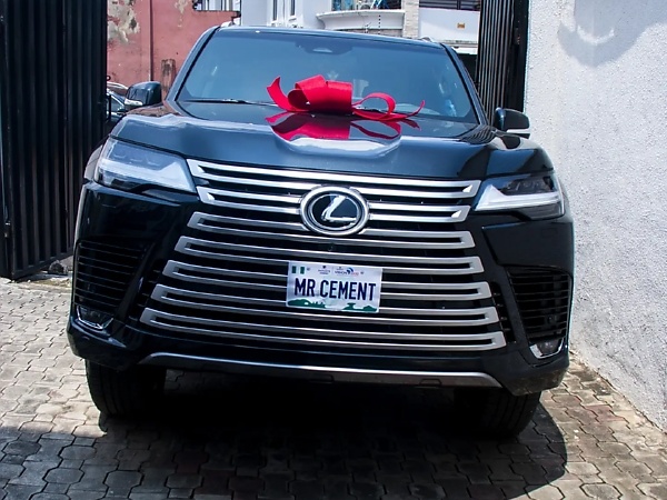Dangote Cement Rewards Top Distributor With New 2026 Lexus LX700h Worth Over ₦400 Million - autojosh 