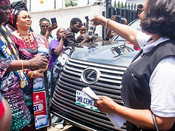 Dangote Cement Rewards Top Distributor With New 2026 Lexus LX700h Worth Over ₦400 Million - autojosh 