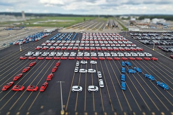 GM Uses 350 Chevy Bolts To Form Giant American Flag, Spell “USA” For America’s 250th Birthday - autojosh