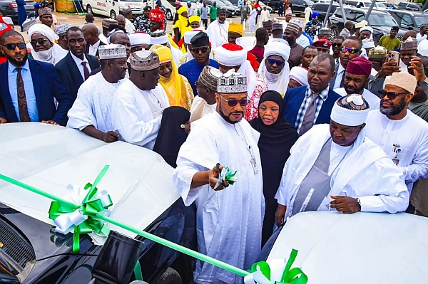 Gov Lawal Presents GAC GS8 SUVs To Zamfara Judges: What To Know About The ₦68M Prado Rival - autojosh 
