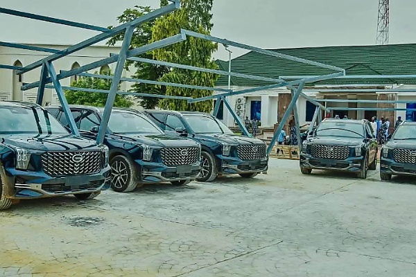Gov Lawal Presents GAC GS8 SUVs To Zamfara Judges: What To Know About The ₦68M Prado Rival - autojosh 