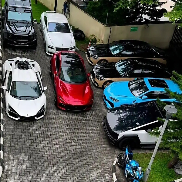 Inside KC Luxury’s Car Collection: From A ₦2.5B Brabus 800 Adventure XLP To Alicia Keys’ Former Maybach - autojosh 