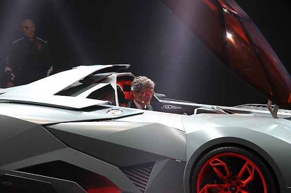 Lamborghini Egoista: Inside The Fighter Jet-Inspired, $117M One-Off Concept Car - autojosh