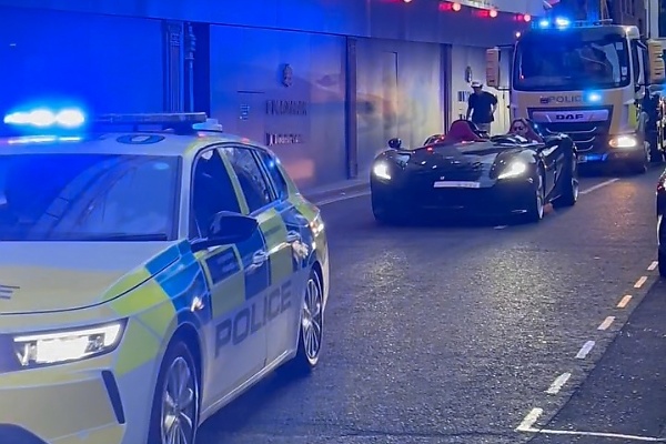 No Towing? London Police Officer Enjoys Ride In Seized Saudi £3.2M Ferrari Monza SP2 - autojosh 