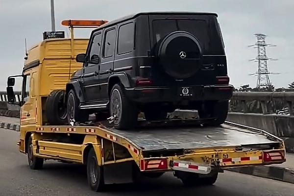 Mansa Fulfills Challenge: TikTok Star Peller Gifted ₦300 Million Mercedes-Benz G-Wagon - autojosh 