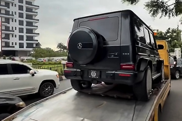 Mansa Fulfills Challenge: TikTok Star Peller Gifted ₦300 Million Mercedes-Benz G-Wagon - autojosh 