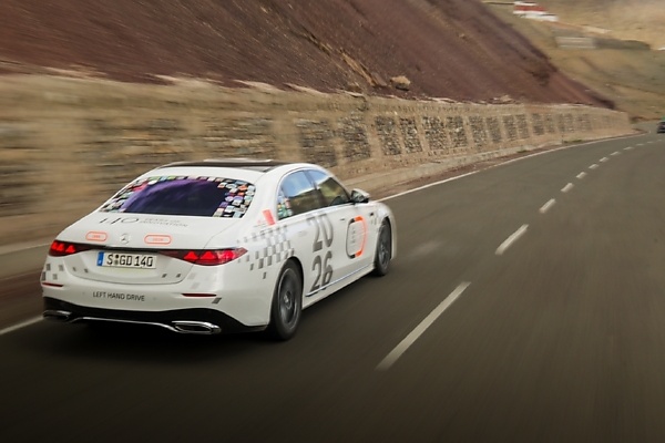 Luxury At 19,024 Feet: New Mercedes-Benz S-Class Reaches The World’s Highest Motorable Road - autojosh 