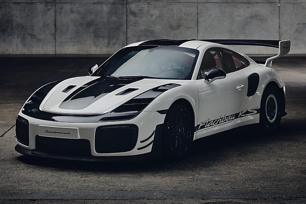 Porsche’s New 1-of-1 911 GT2 RS Flachbau RS Pays Homage to ‘Moby Dick’ - autojosh