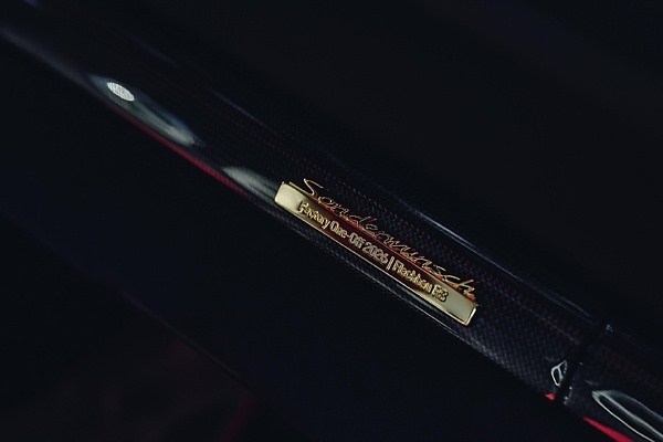 Porsche’s New 1-of-1 911 GT2 RS Flachbau RS Pays Homage to ‘Moby Dick’ - autojosh