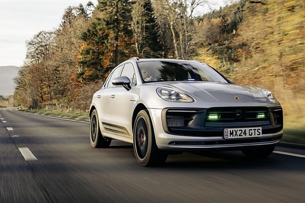 Why This Emergency Doctor Uses Rapid-response Porsche Macan GTS Instead Of An Ambulance - autojosh