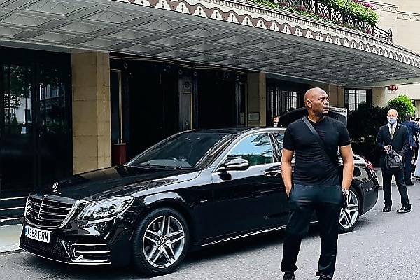 Throwback: Tony Elumelu Utilizing Israel’s Elite EE911 Armored VIP SUV Services - autojosh