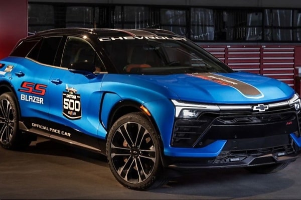 From AMG GT 63 PRO To Camry XSE: Current Safety And Pace Cars Controlling Major Motorsports Races