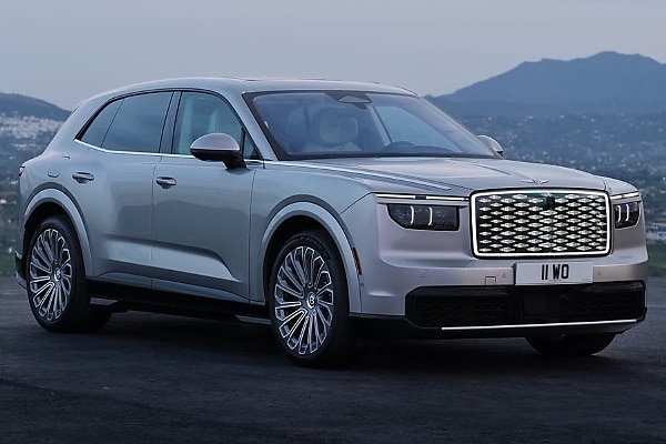 Photos: All-new 2027 Bentley Torcal