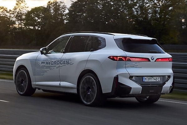 BMW Targets 750km Range As iX5 Hydrogen Enters Real-World Testing Ahead Of Production