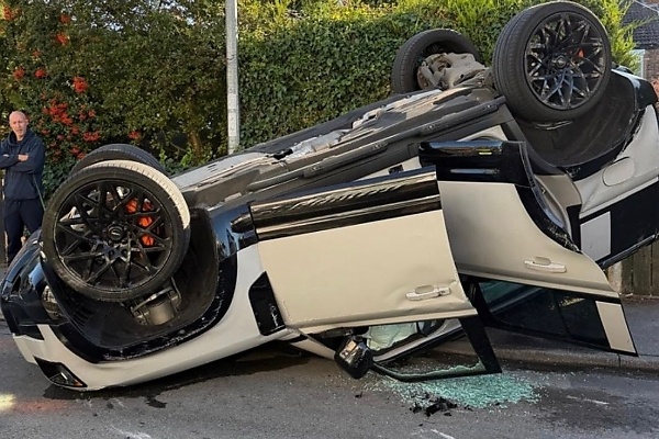 Hull City’s Sorba Thomas Escapes Unhurt After Defender Overturns Near Training Ground