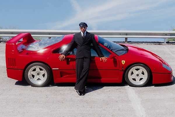 Italian GP: Lewis Hamilton Turns Heads With His Ferrari F40 — Why His “Dream” Car Is So Special - autojosh 
