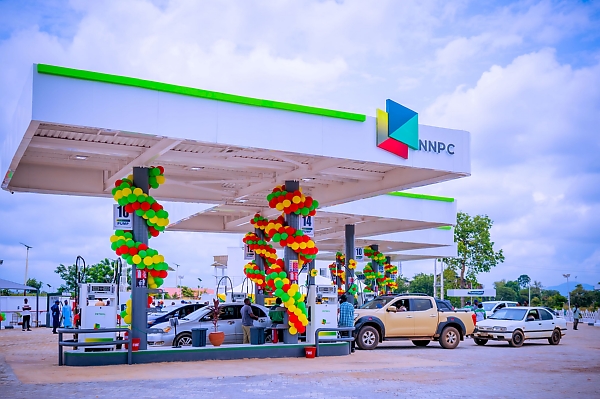 NNPC Opens Smart Fuel Station In Abuja With 24-Hour Self-Service Pumps, 86 EV Charging Points