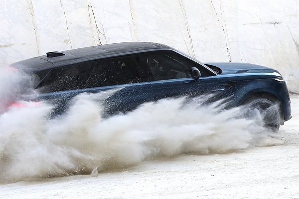 Photos: All-new 2027 Range Rover Sport Electric