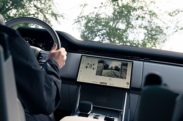 Range Rover Electric Unveiled With 333-Mile Range, 542 HP And 22-Minute Fast Charging - autojosh 