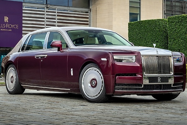 Rolls-Royce Phantom Hummingbird Unveiled With Abalone Shell Marquetry That Changes With Light