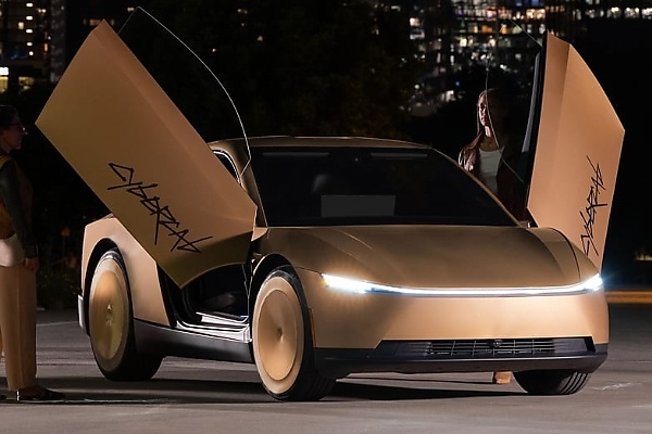 No Steering Wheel, Brake Pedal: US Launches Probe Into Elon Musk’s Self-Driving Taxis - autojosh 
