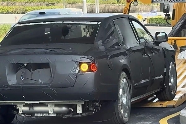 Rolls-Royce In Trouble? BYD’s Yangwang Spotted Testing Phantom And Cullinan Rivals With Suicide Doors