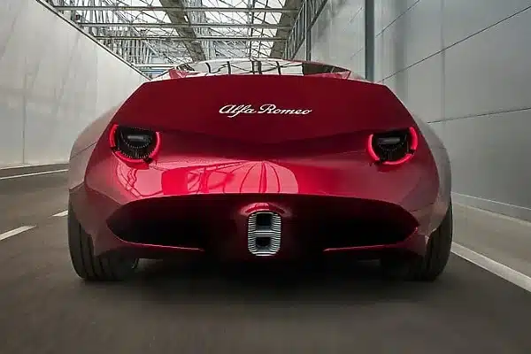 Alfa Romeo Cuorerosso Concept Debuts With 2+2 Coupé Design, 2.9L V6 Full-Hybrid Powertrain