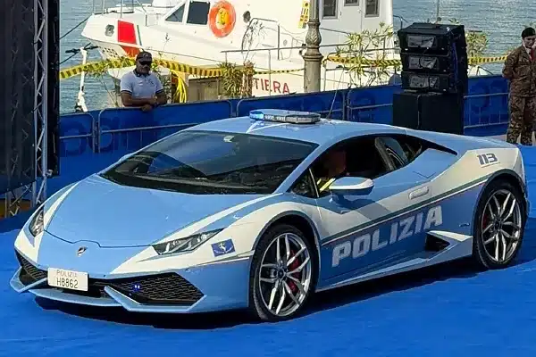 377,034 km After 9 Years: Italian Police’s Lamborghini Huracán Has The World’s Highest Mileage