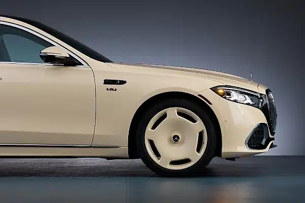 LeBron James’ Bespoke Mercedes-Maybach S-Class To Be Auctioned For Charity