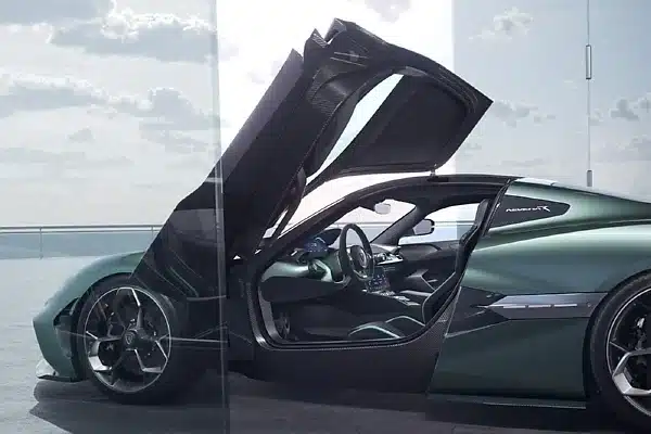 Mate Rimac Personally Delivers First-Ever ‘Tiffany Edition’ Nevera R To Customer