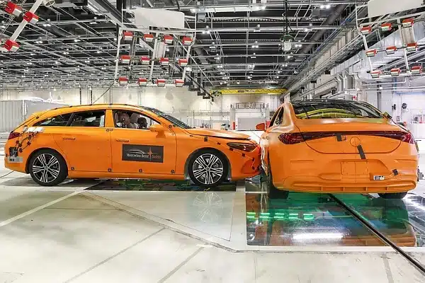 Mercedes-Benz Proves CLA’s Safety By Crashing Hybrid Variant Into The Side Of Electric Model At 56 km/h