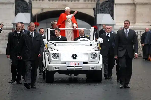 Mercedes-Benz Opens Vatican Exhibition Featuring 8 Historic Popemobiles Since 1930
