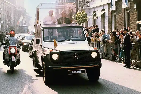 Mercedes-Benz Opens Vatican Exhibition Featuring 8 Historic Popemobiles Since 1930