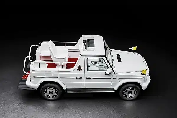 Mercedes-Benz Opens Vatican Exhibition Featuring 8 Historic Popemobiles Since 1930