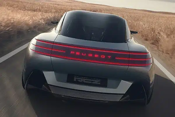 Peugeot RCZ Vision Debuts As 500-HP Electric Sports Coupé With 600 km Range, 10-Minute Charging