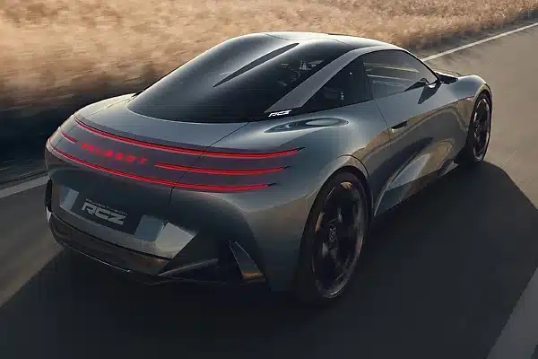 Peugeot RCZ Vision Debuts As 500-HP Electric Sports Coupé With 600 km Range, 10-Minute Charging