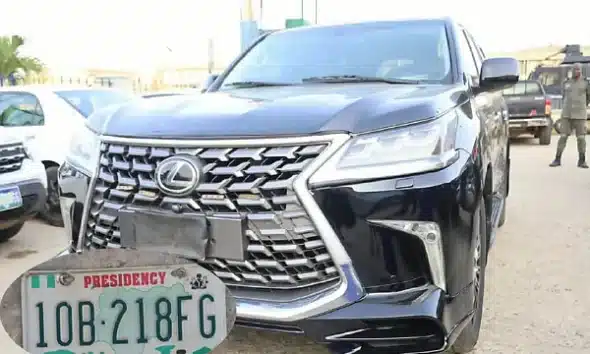FCT Police Arrest Motorist, Intercept Lexus LX570 SUV With Forged “Presidency” Number Plate