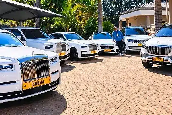Rolls-Royce Fleet Of 7 Cullinans, 2 Ghosts Steals The Show At Zimbabwean Billionaire’s Funeral